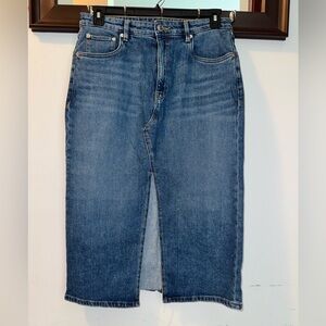 Steve Madden women’s jean skirt size 8